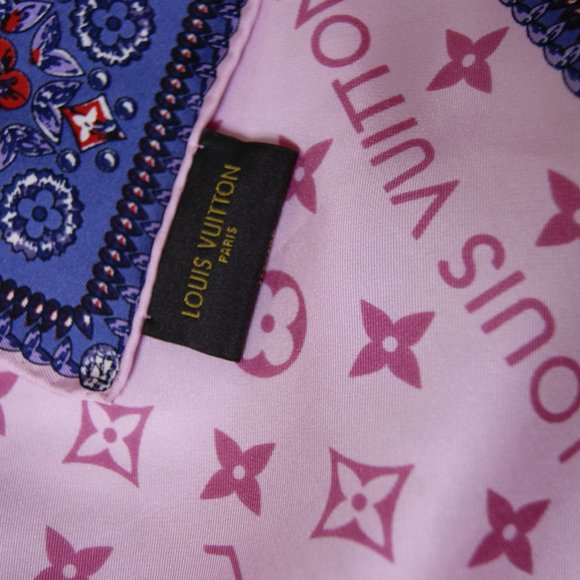 Louis Vuitton Wrap Monogram Logo Oversize Square Barbie Pink Silk Scarf - Picture 10 of 15